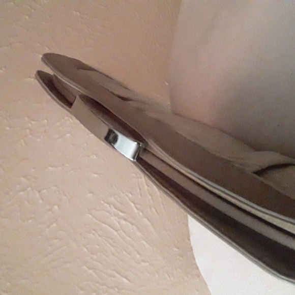 Fifty Four Fossil Clutch - Picture 2 of 11